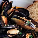 *N.39  Imported Mussels in Spicy Tomato Sauce